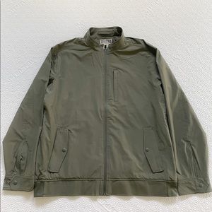 NWT Duluth Trading Men’s Negotiator Rain Jacket (Size XL, Olive/Khakhi) SOLD OUT